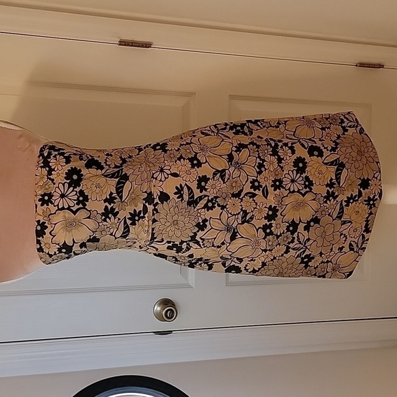 Anonymous Tan and Black Floral Strapless Dress, Size Jr. 5. EUC - Picture 1 of 6